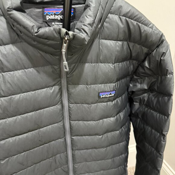 Patagonia Men's Down Sweater Jacket - Grey - Picture 3 of 7